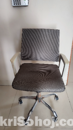 বসার চেয়ার ১৫ পিস,  সোফা ২ টা